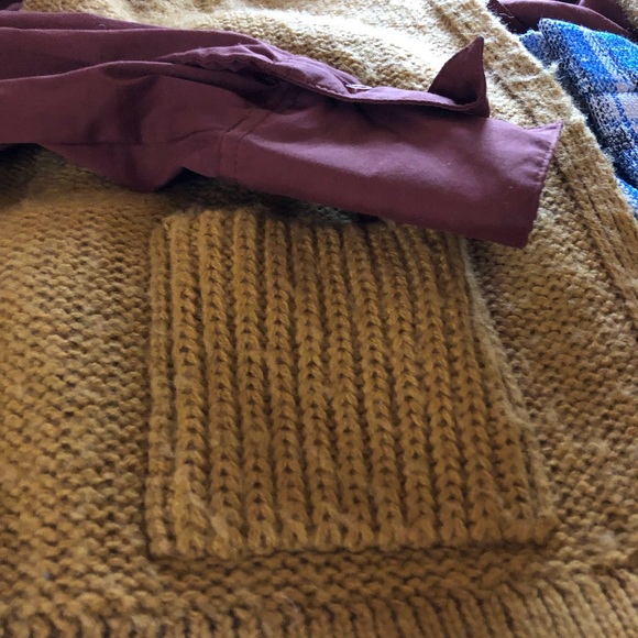 Vest 100% acrylic - Picture 3 of 3